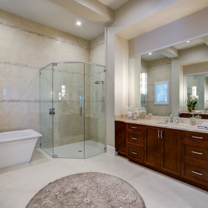 Oakmont Master Bathroom